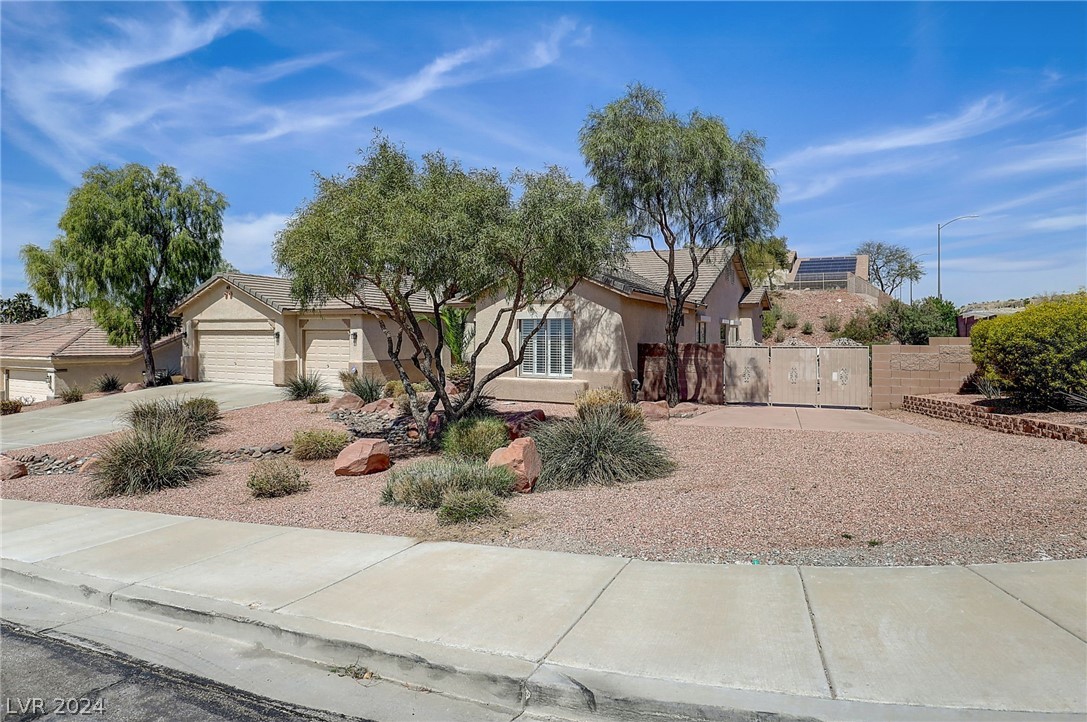 7092 Valley Nails Lane