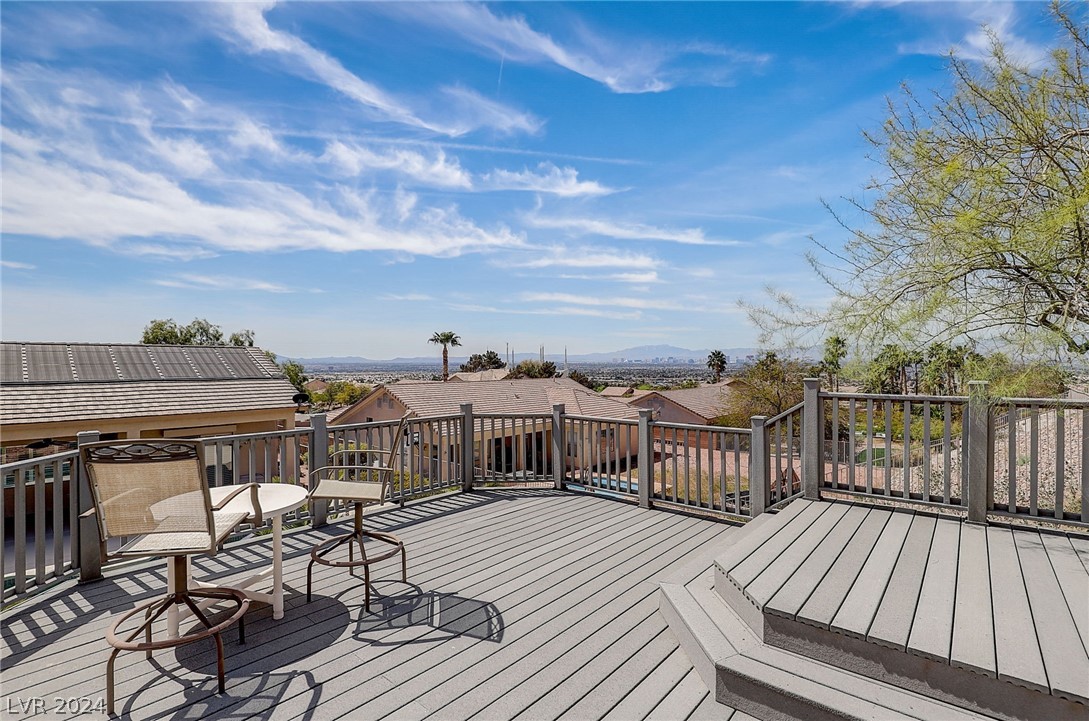 7092 Valley Nails Lane