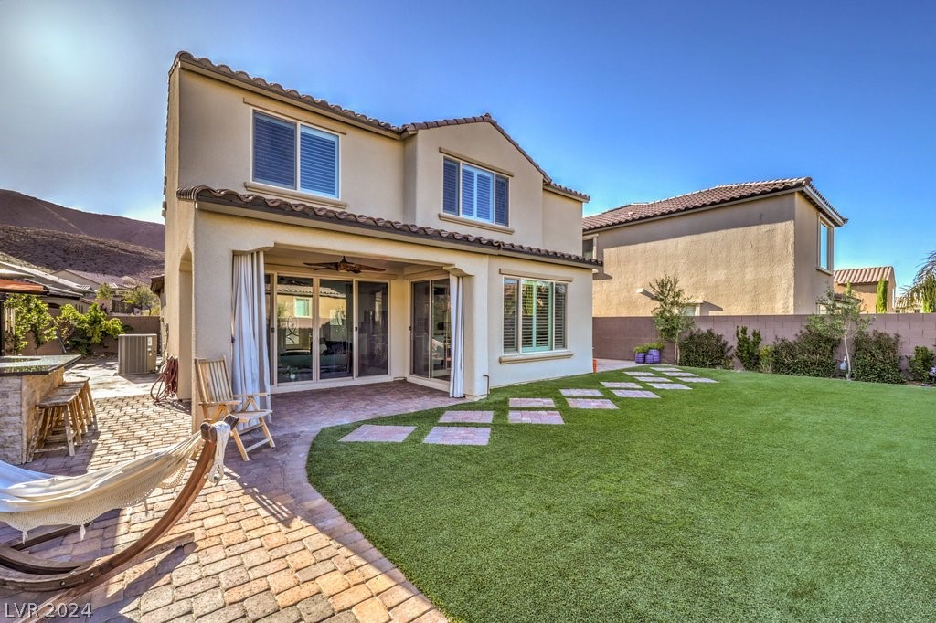 12856 Ringrose Street