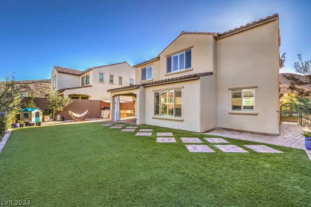 12856 Ringrose Street