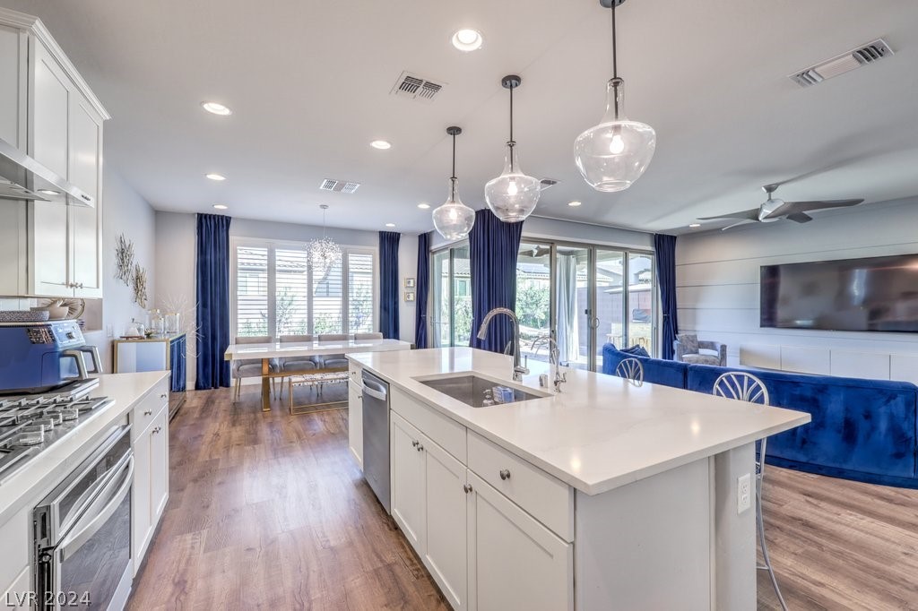 12856 Ringrose Street