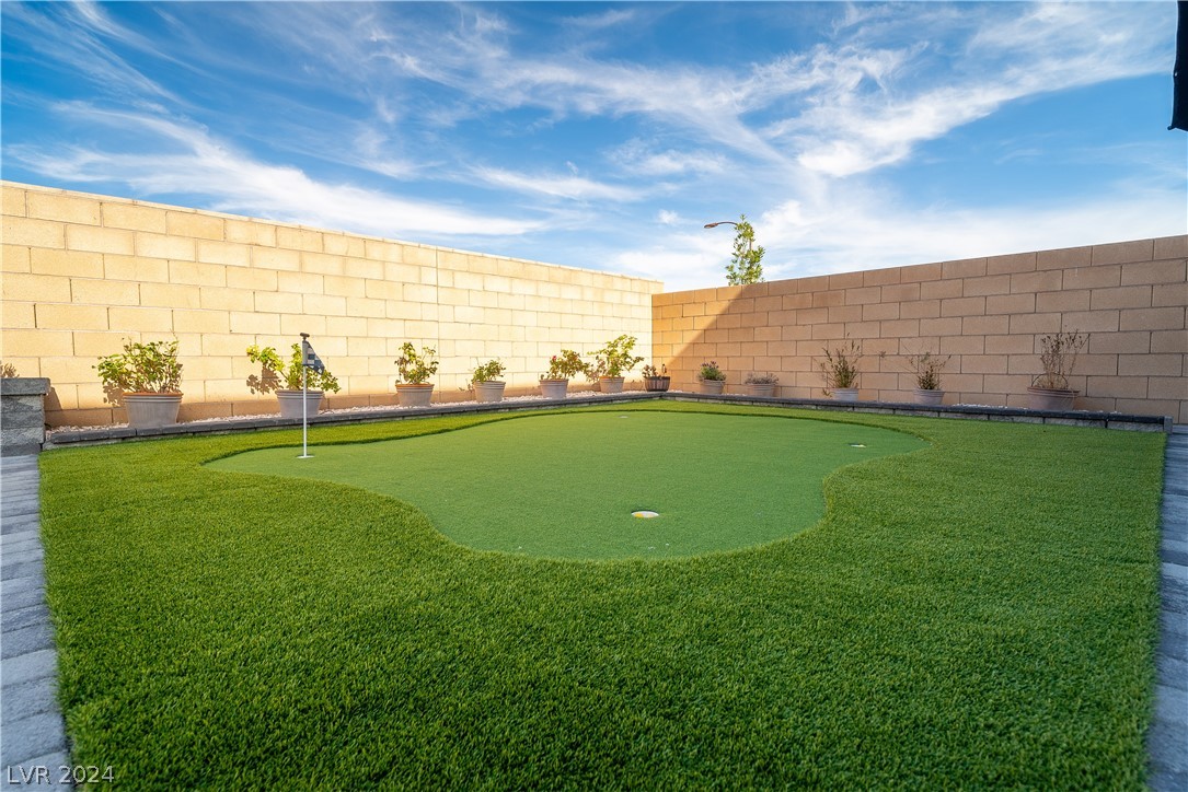 8822 Sasquatch Run Avenue