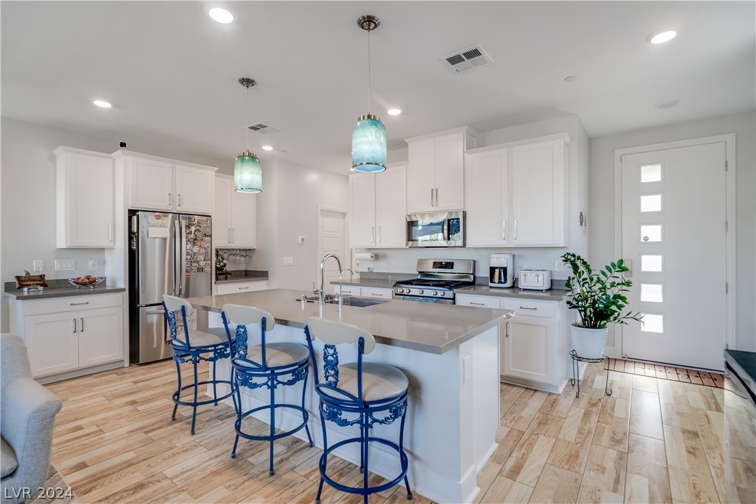 8822 Sasquatch Run Avenue