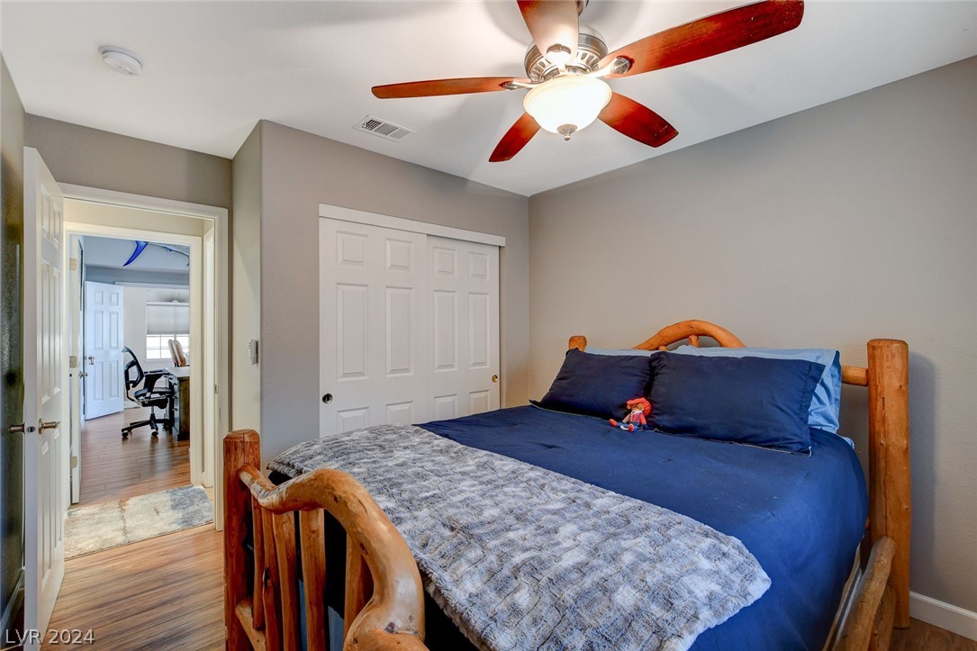 5601 Via Del Viento Avenue