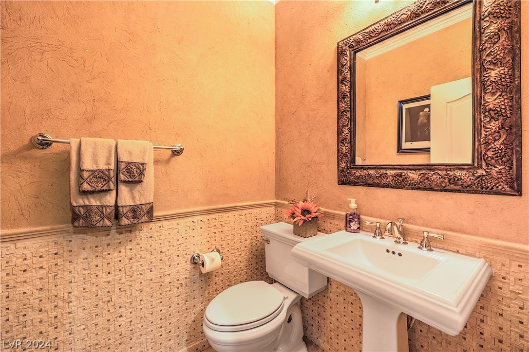 8 Serra Bellisima Court