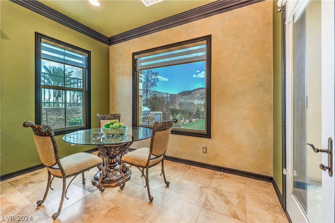 8 Serra Bellisima Court