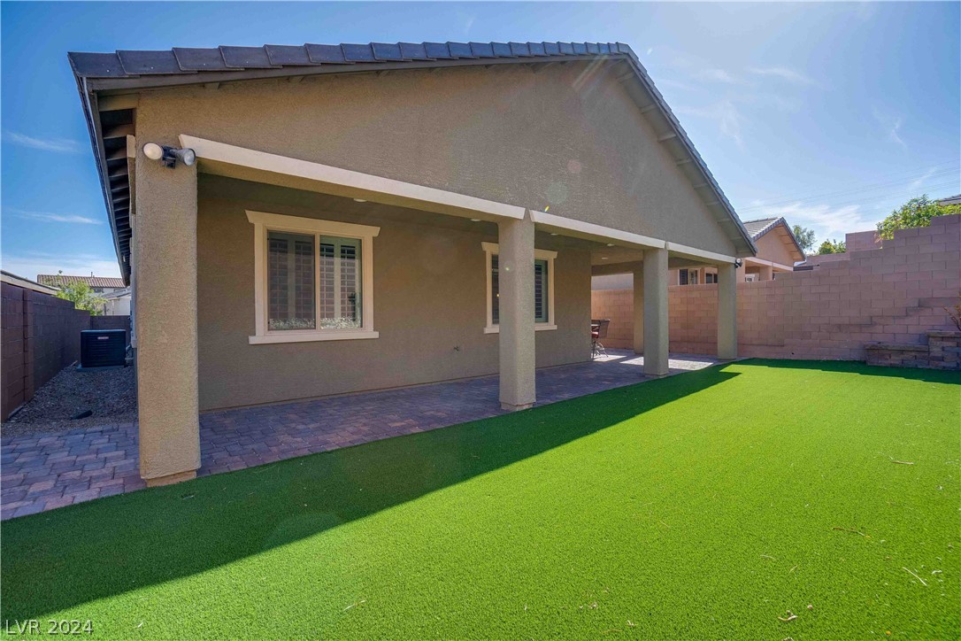 10816 Cowlite Avenue