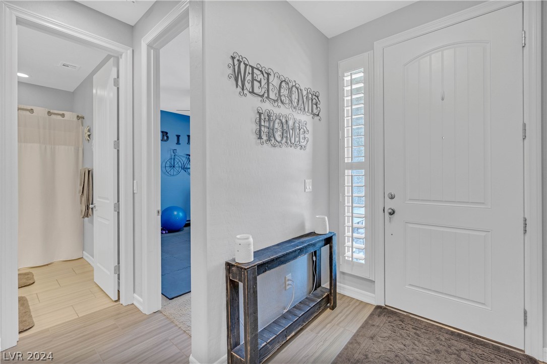 10816 Cowlite Avenue