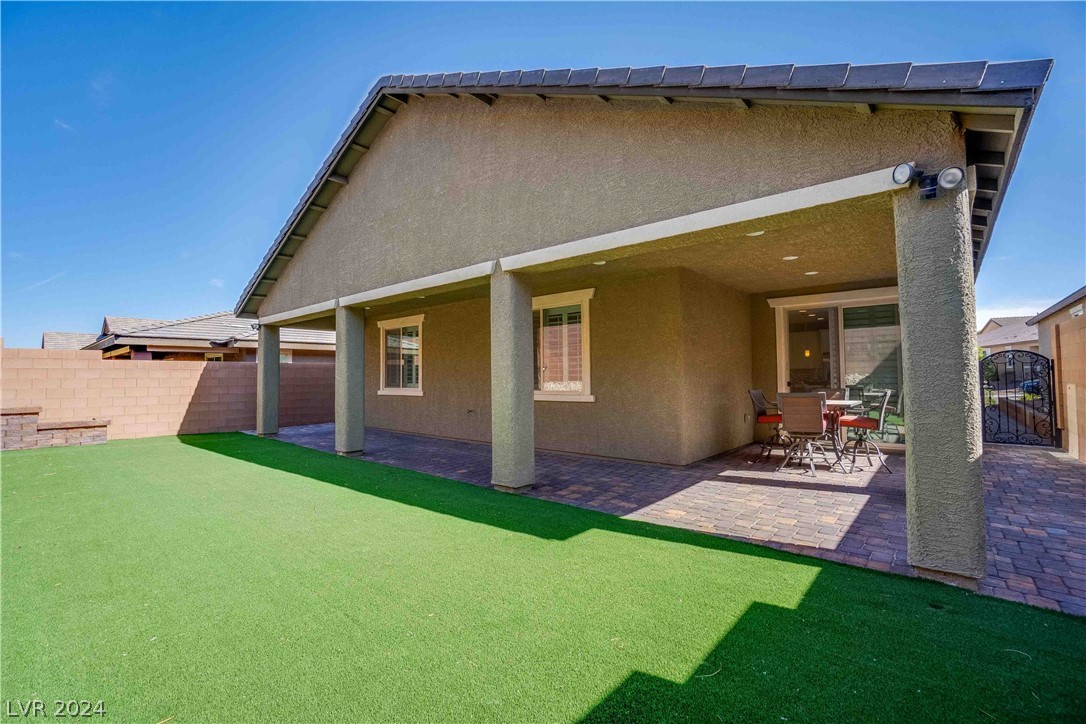 10816 Cowlite Avenue