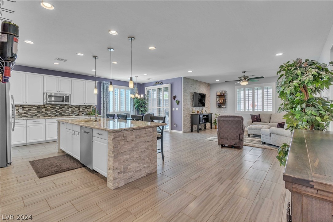 10816 Cowlite Avenue