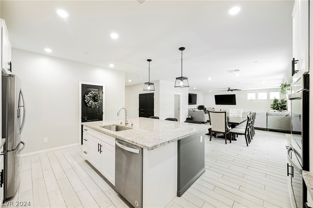 4061 Fossatello Avenue