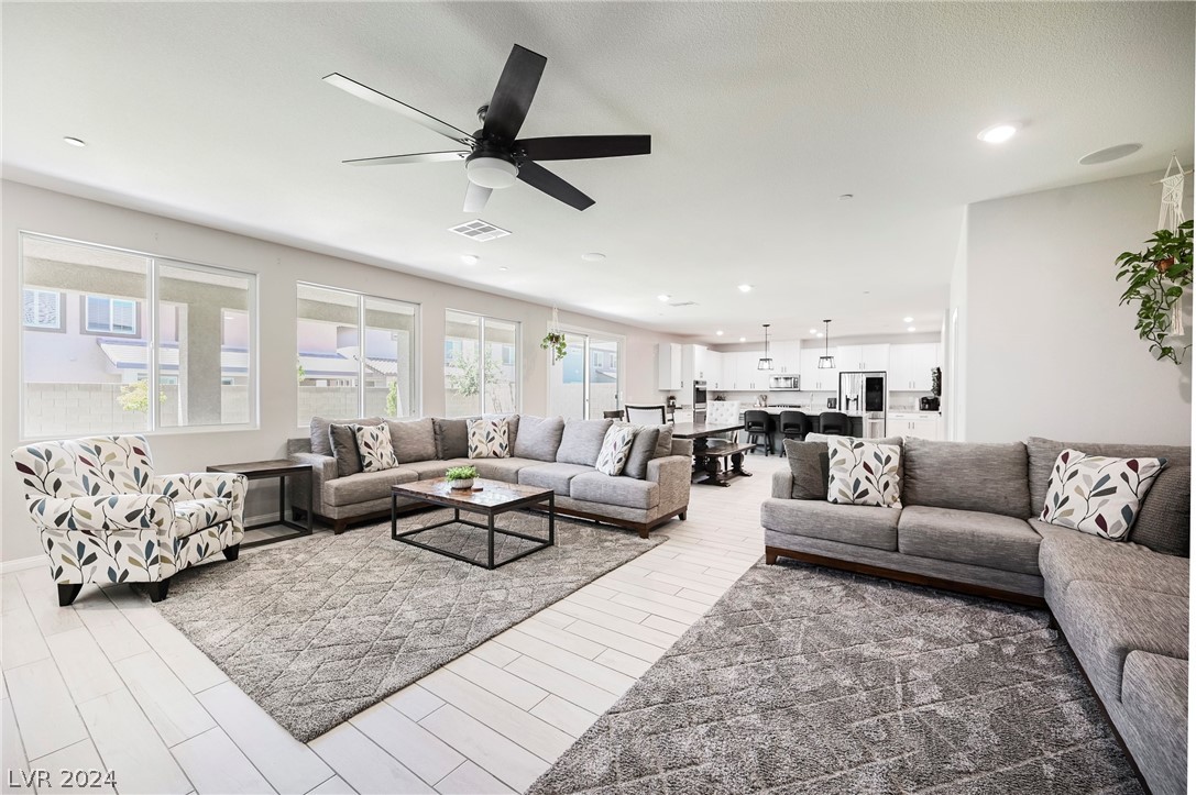 4061 Fossatello Avenue