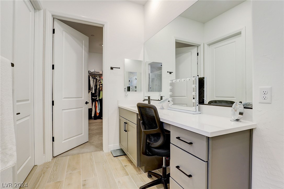 35 Autumn Palm Avenue