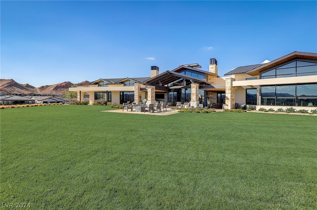 35 Autumn Palm Avenue