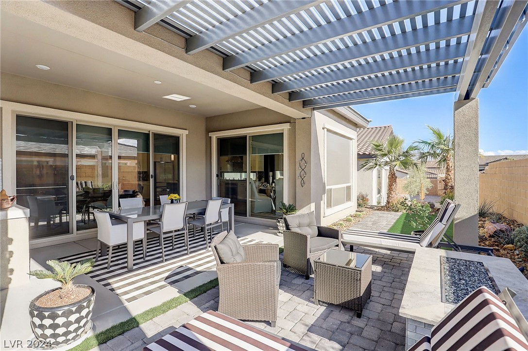 35 Autumn Palm Avenue