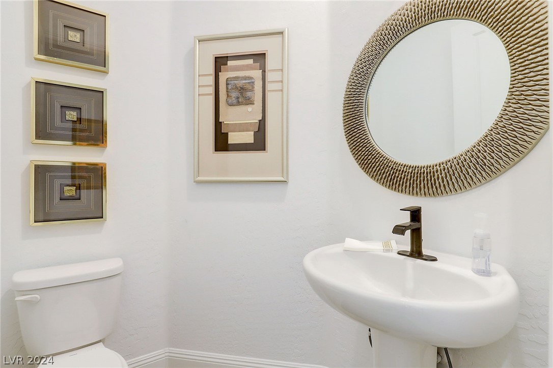 35 Autumn Palm Avenue