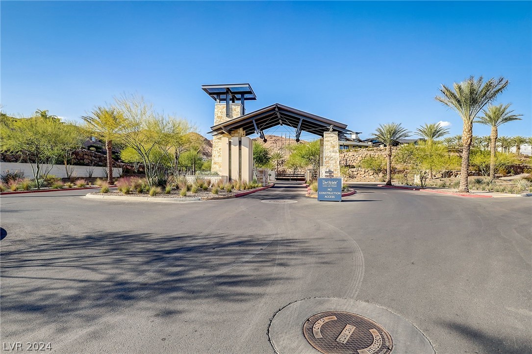 35 Autumn Palm Avenue