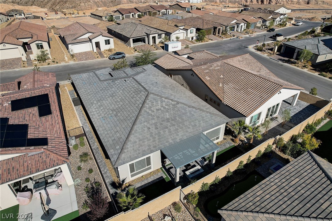 35 Autumn Palm Avenue