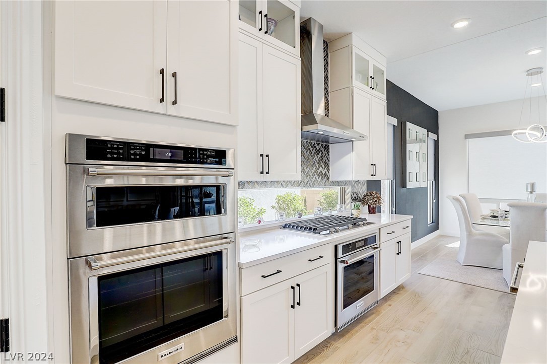 35 Autumn Palm Avenue