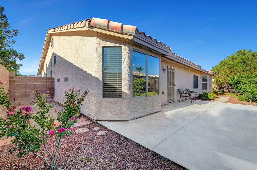 6429 Rancho Santa Fe Drive