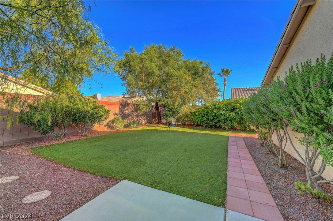 6429 Rancho Santa Fe Drive