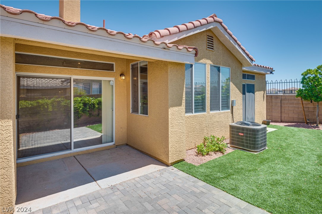 9257 Blue Flax Place