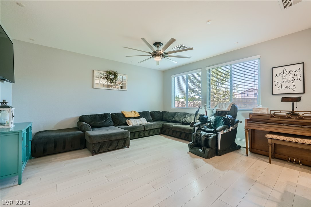 9637 Abbey Pond Avenue