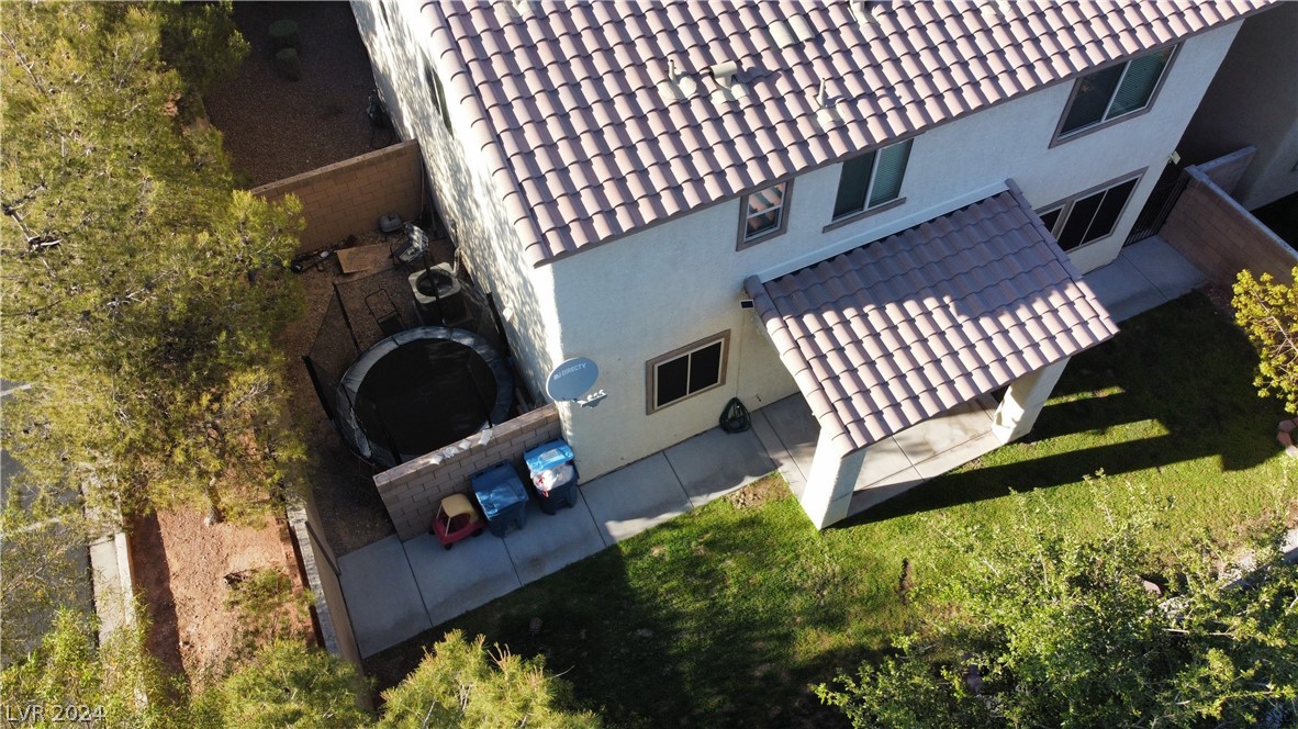 9637 Abbey Pond Avenue