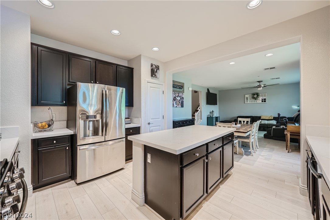 9637 Abbey Pond Avenue