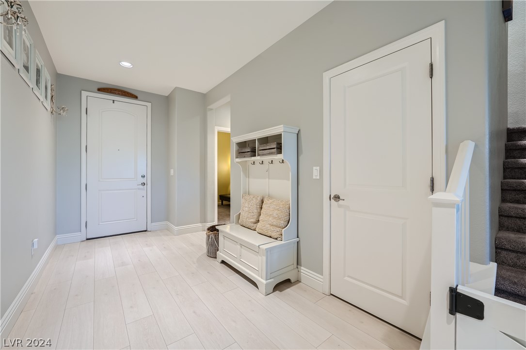 9637 Abbey Pond Avenue