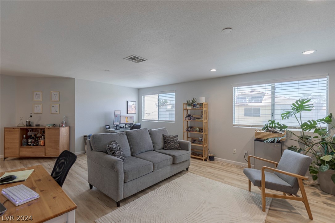 8505 Copper Mine Avenue