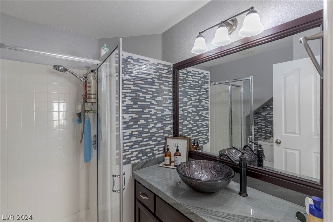 8505 Copper Mine Avenue