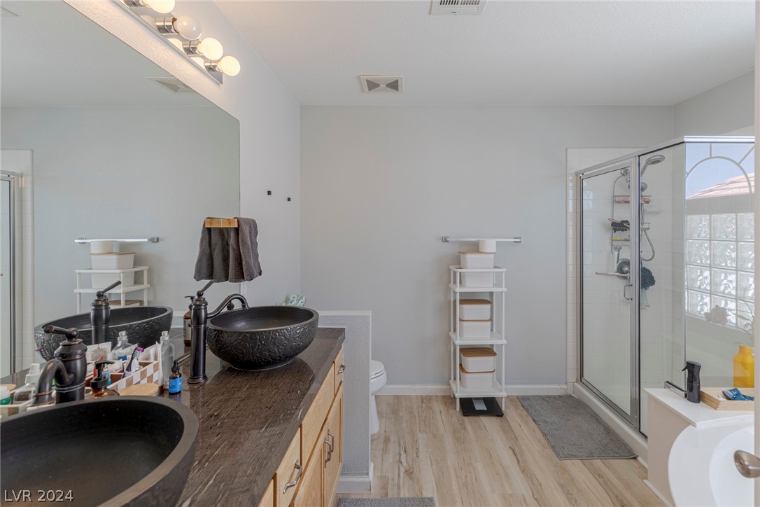 8505 Copper Mine Avenue