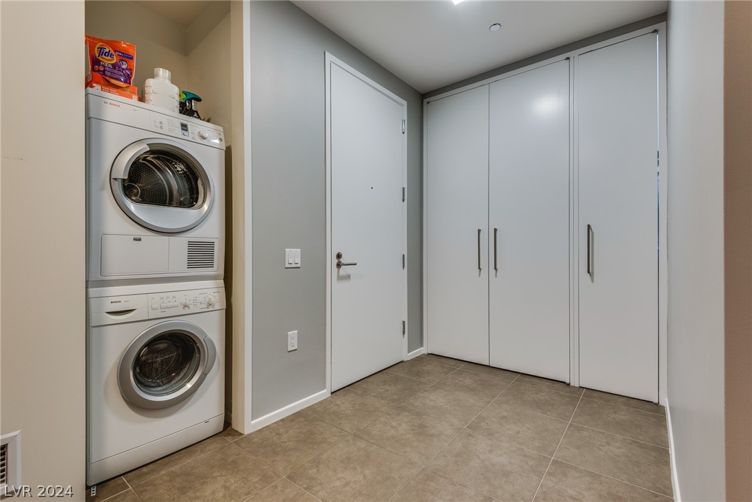 3722 Las Vegas Boulevard 3101