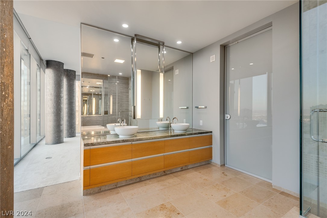 3722 Las Vegas Boulevard 3101