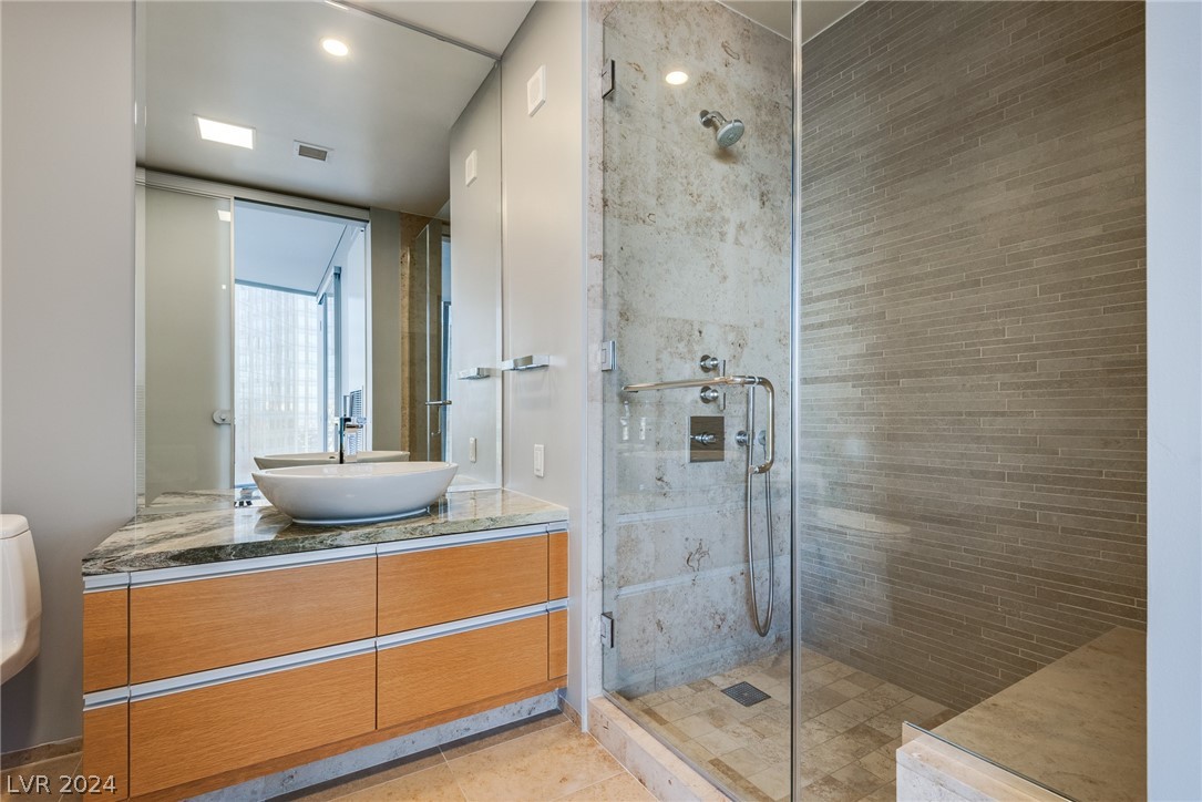 3722 Las Vegas Boulevard 3101