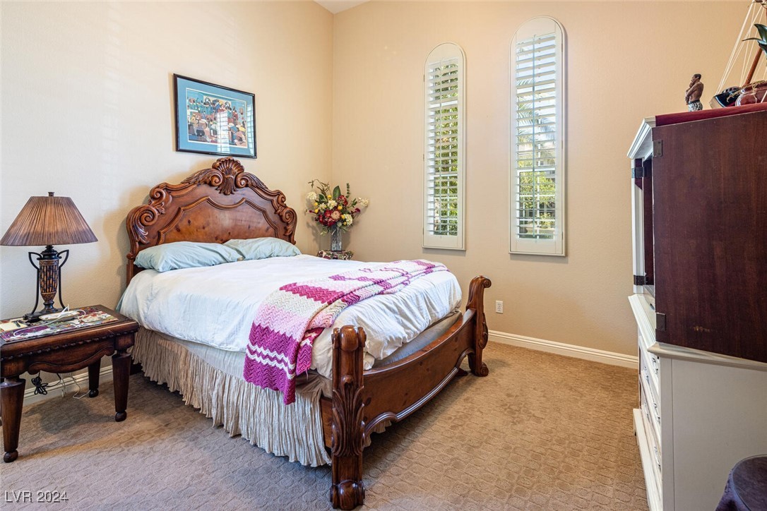 301 North Royal Ascot Drive