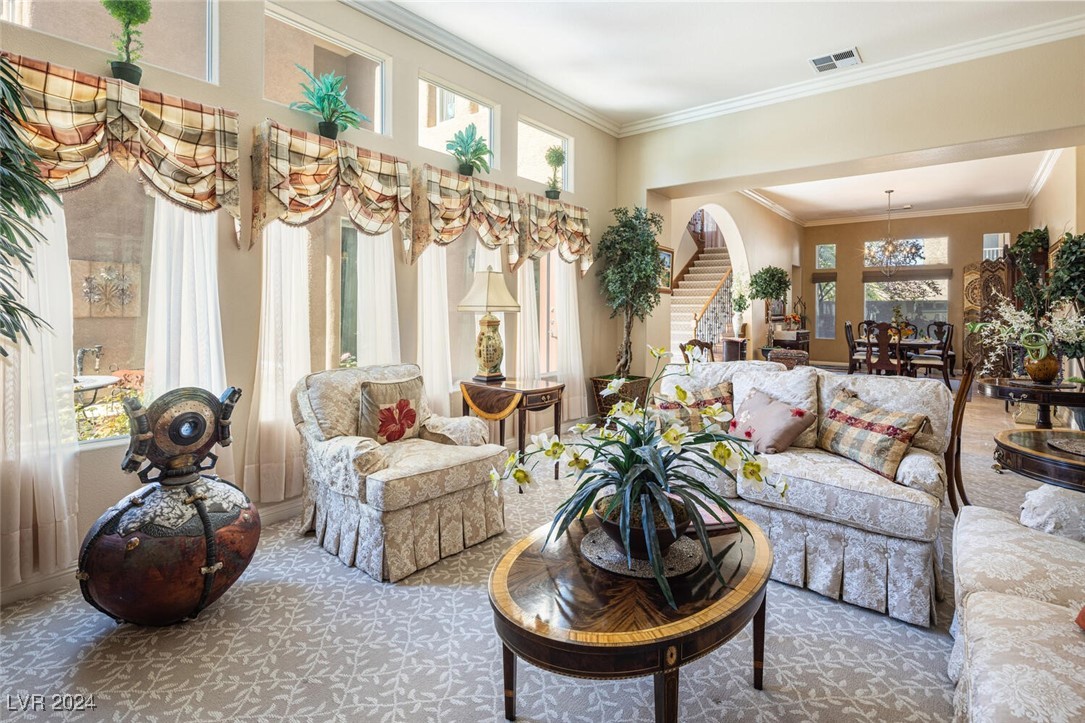 301 North Royal Ascot Drive