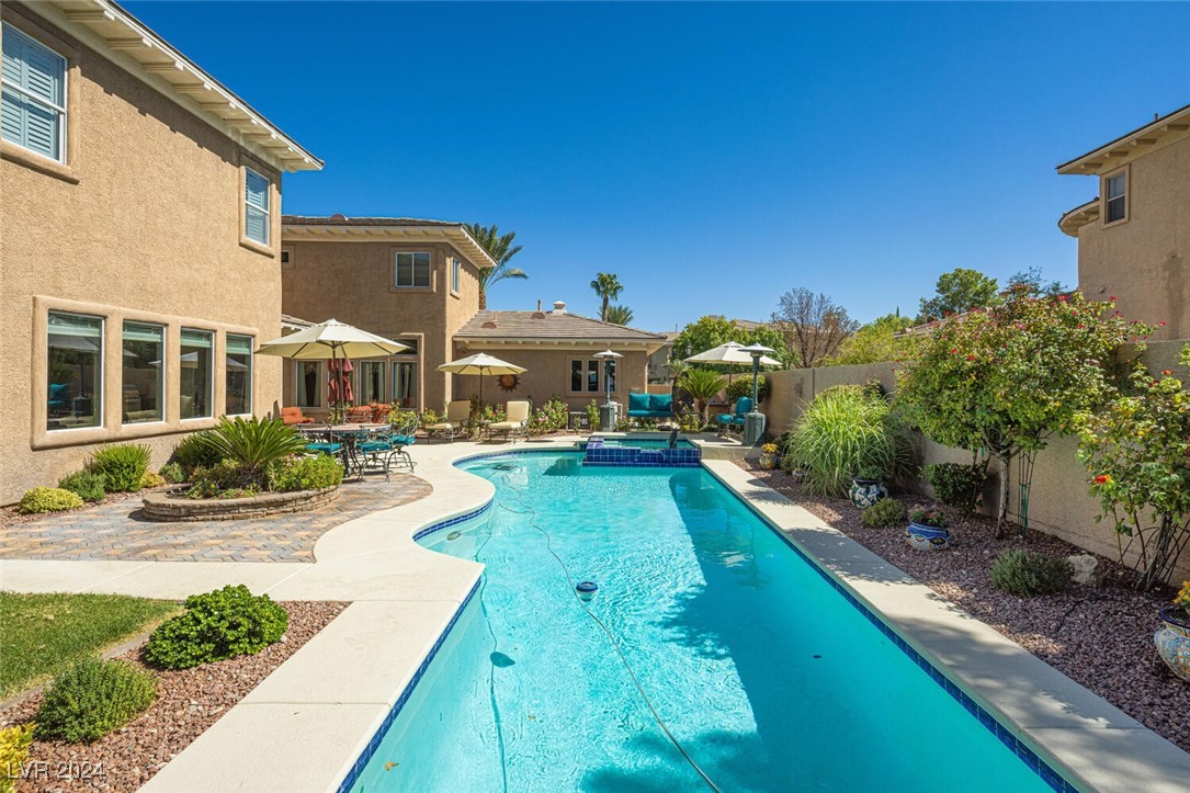 301 North Royal Ascot Drive