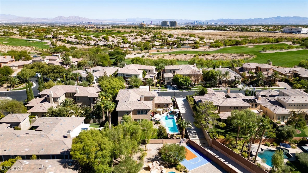 301 North Royal Ascot Drive