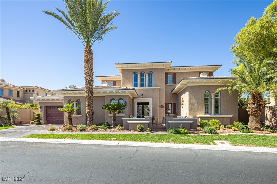 301 North Royal Ascot Drive