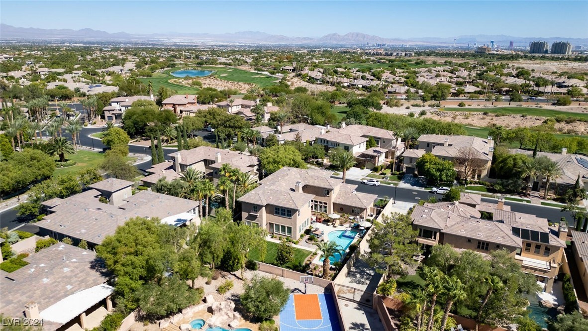 301 North Royal Ascot Drive