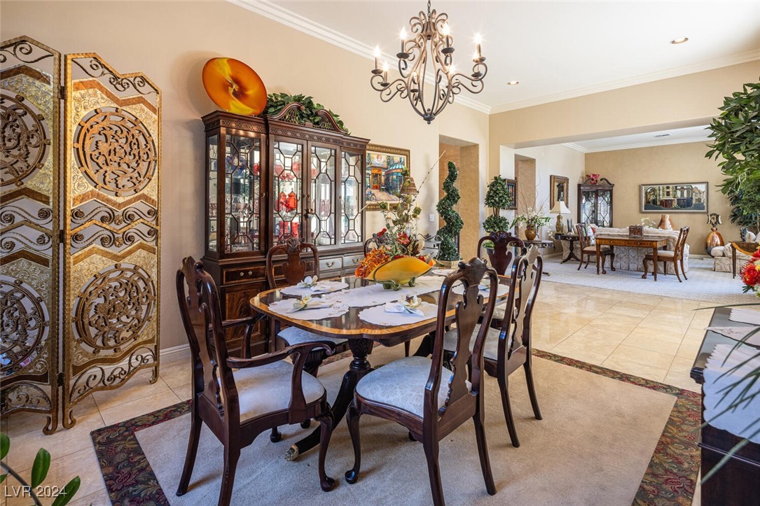 301 North Royal Ascot Drive