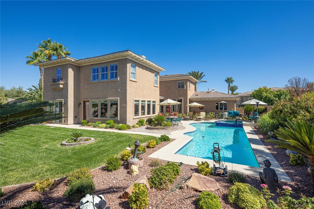 301 North Royal Ascot Drive