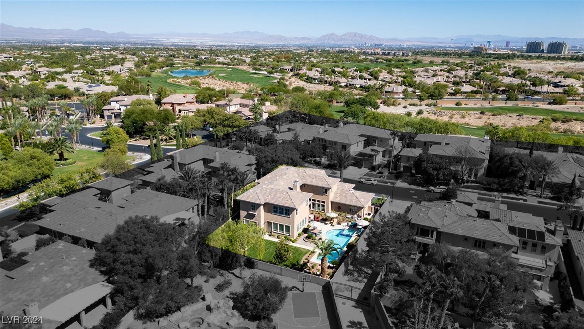 301 North Royal Ascot Drive