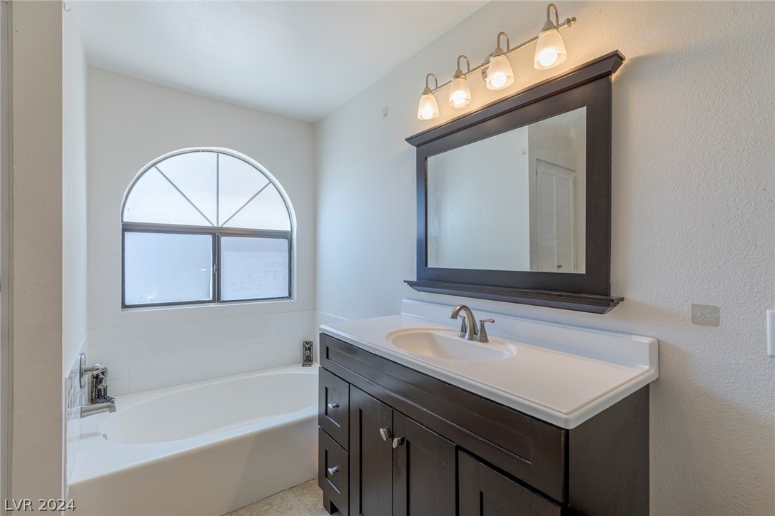 6641 Canyon Cove Way