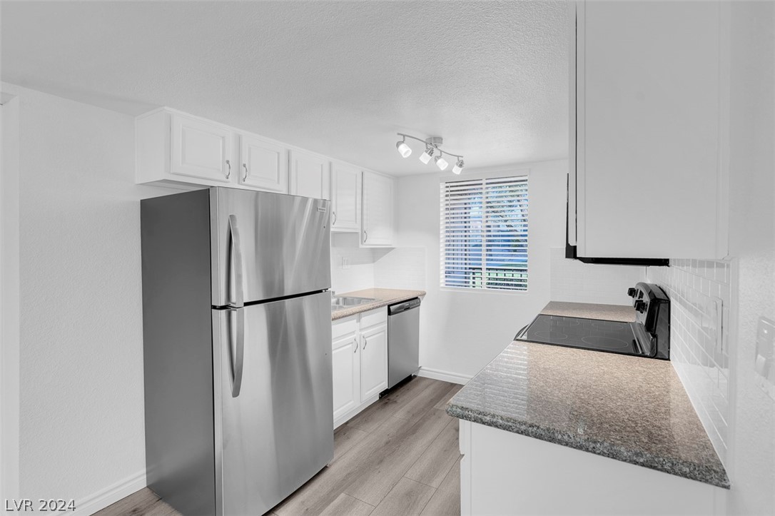 5040 Indian River Drive 419