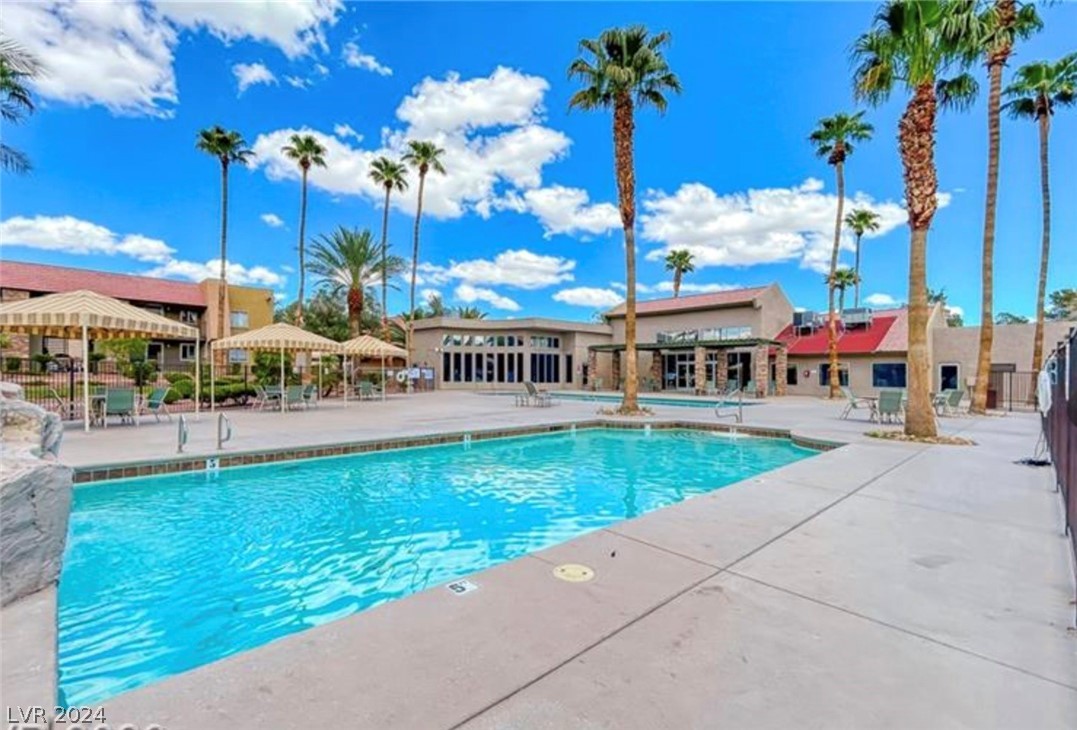 5040 Indian River Drive 419