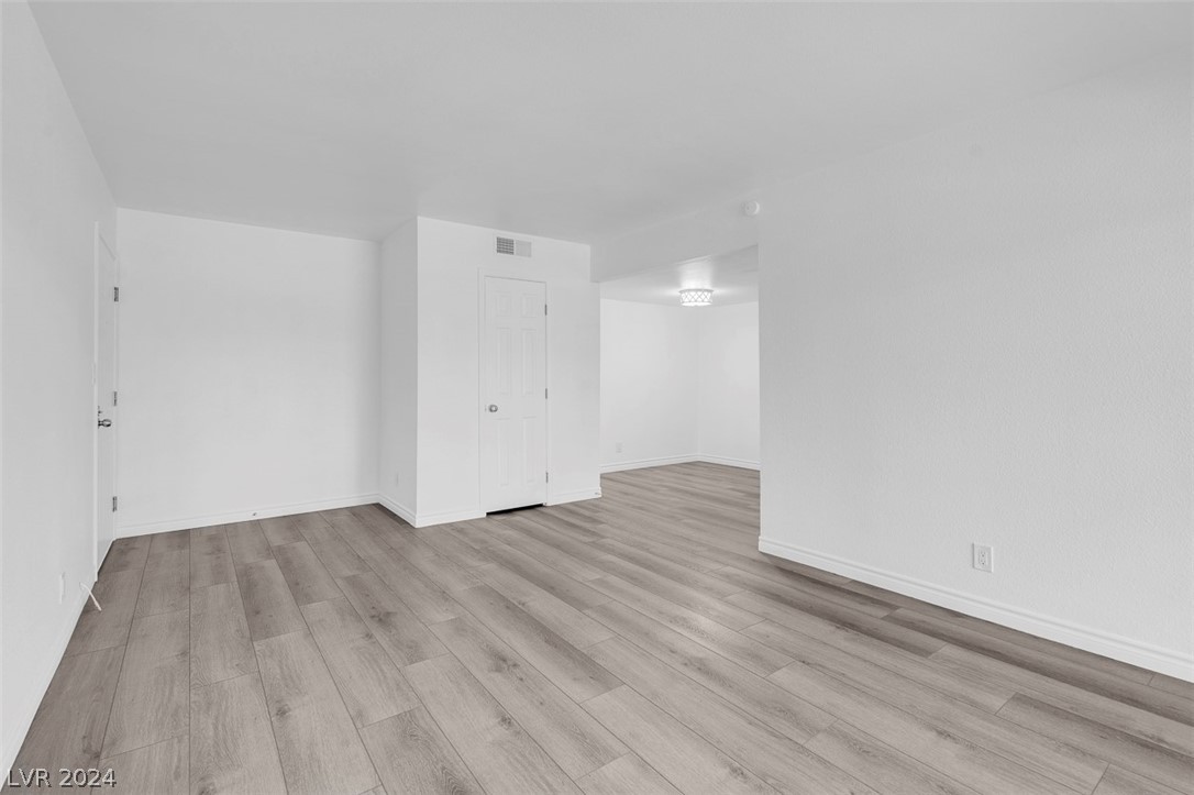 5040 Indian River Drive 419