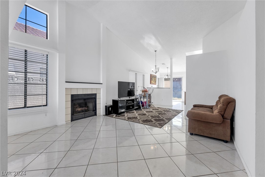 1055 Placerville Street